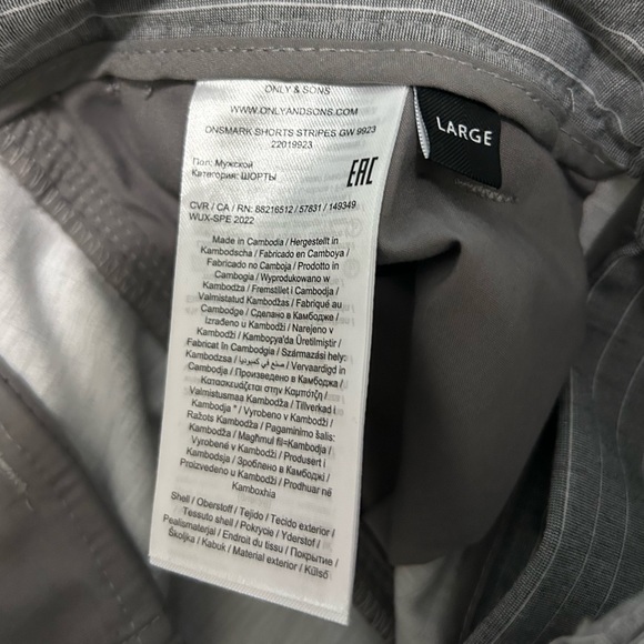 Only & Sons, Men’s Shorts, Grey and White Pinstripes, Size Large - Picture 5 of 8